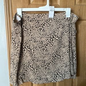American Eagle cheetah skirt